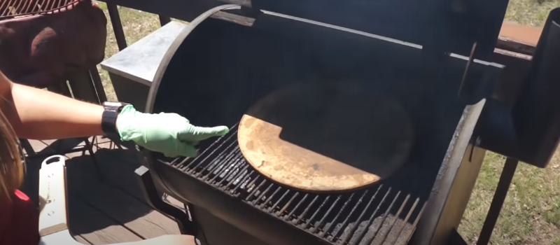 How to Use A Pizza Stone on The Grill