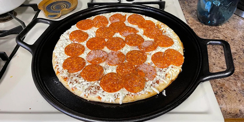 Best Pizza Pan for Frozen Pizza