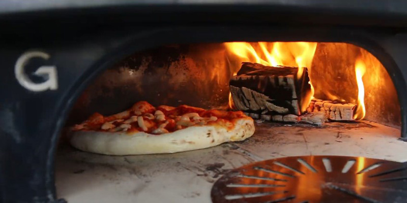 Best Pizza Sauce for Wood Fired Pizza